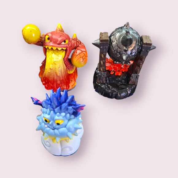 Skylanders Case and figure bundle - Picture 5 of 7